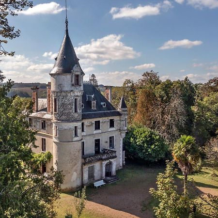 Bed and Breakfast Chateau De Puymoger à Javerlhac-et-la-Chapelle-Saint-Robert Extérieur photo